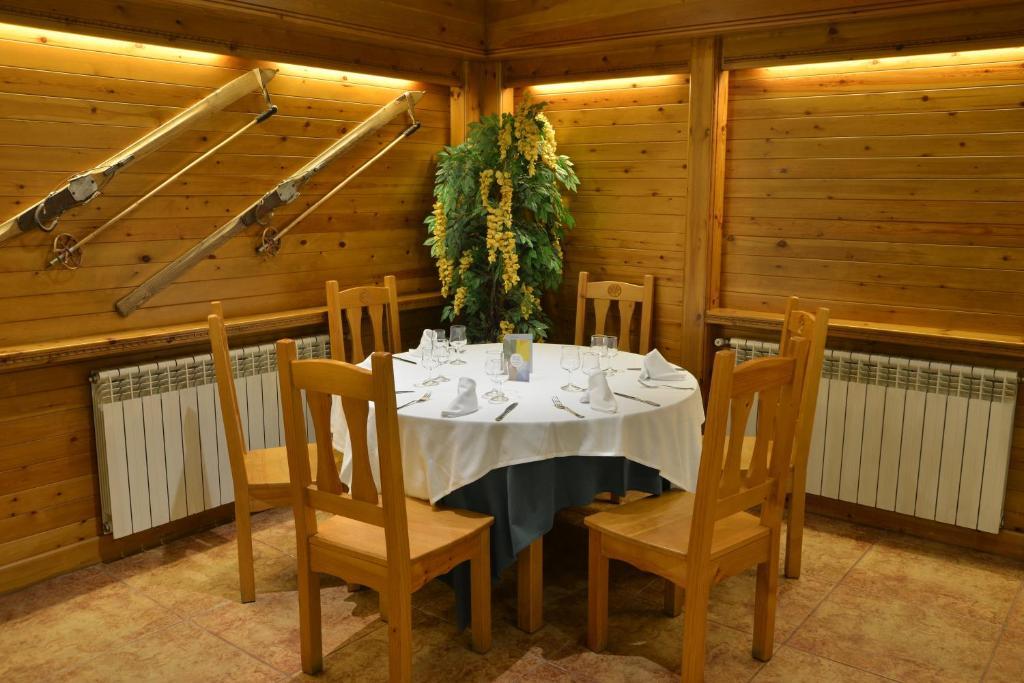 Hotel Del Clos Солдеу Экстерьер фото
